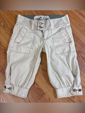 Lola Khaki Cargo Capri Pants 5